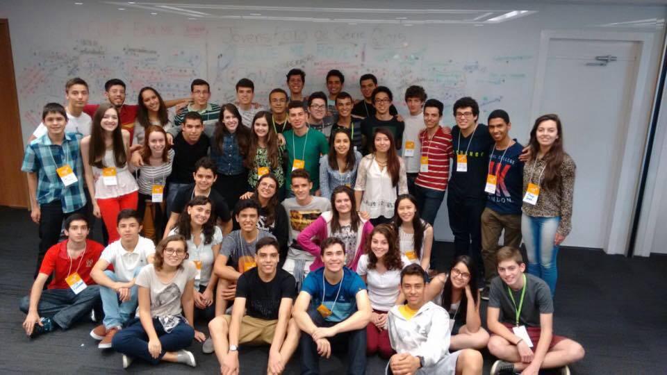 Jovem Fora de Série — Fundação Estudar